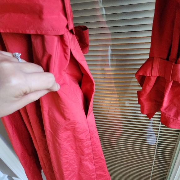 Vermilion Color Spring Coat - Picture 7 of 8